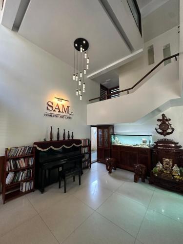 SAM Homestay and Cafés