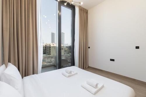 Modern Aura Living Chic 1BR Hideaway in JVC, Dubai (photo 6)