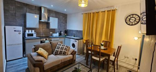 OG Stays VI- Free Wifi, Free Parking, 5mins walk to city center