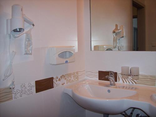 Hotel S-centrum Děčín - main image