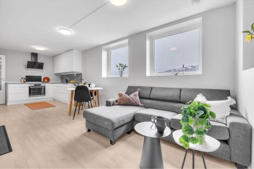 Northstay - Tromsø Aurora & Mountain View Apartment, Tromsø