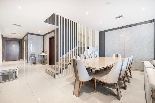 Luxury Villa sea view and free paddle boat - Al Dana Island Fujairah in Fujairah Beach