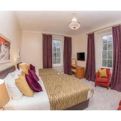 Royal Goat Hotel - image 8