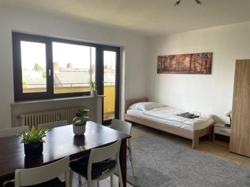 Moderne 3-Zimmer Wohnung mit Balkon nahe Frankfurt in Offenbach, Deutschland