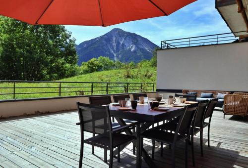 Samba superbe appartement terrasse vue montagne