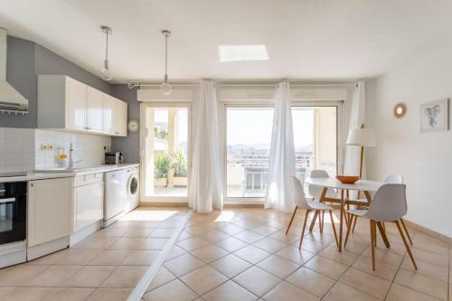 Stunning Marseille Apartment 4, 6 People Air Conditioning Parking - Location saisonnière - Marseille