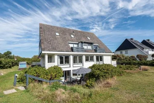 Haus Weissenburg, Whg Garten West in Wenningstedt-Braderup, Deutschland
