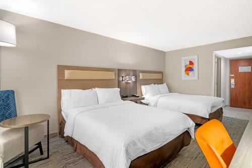2 double beds