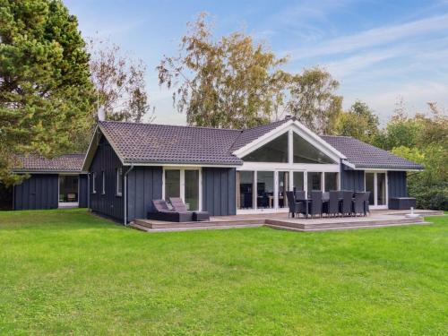  Holiday Home Josina - 675m from the sea by Interhome in Tjørneholm