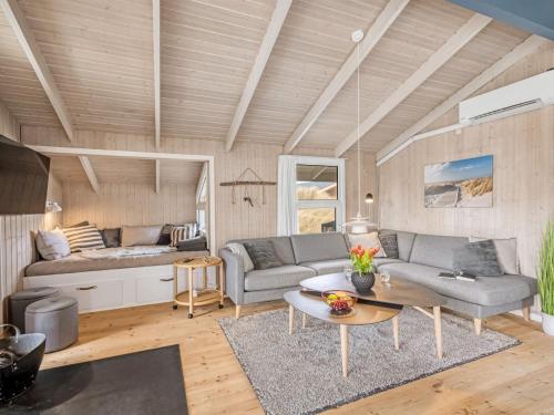 Holiday Home Flepko - 50m from the sea by Interhome in Hvide Sande