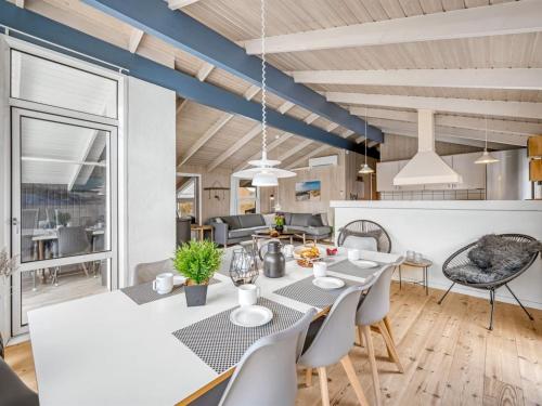 Holiday Home Flepko - 50m from the sea by Interhome in Hvide Sande