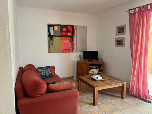 LAURENCE - image 6