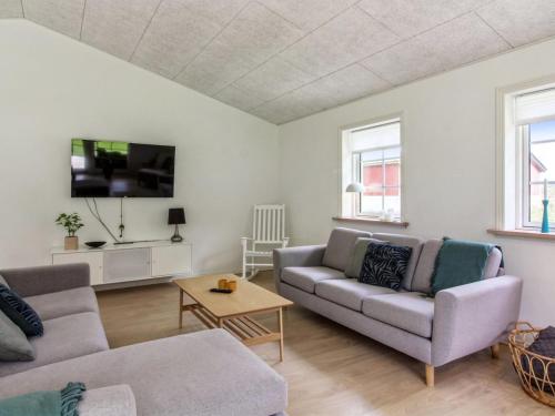 Holiday Home Hela - 1-4km from the sea by Interhome in Hjorring