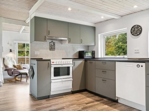 Holiday Home Aslak - 600m from the sea by Interhome in Glesborg