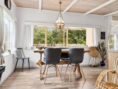 Holiday Home Aslak - 600m from the sea by Interhome in Glesborg