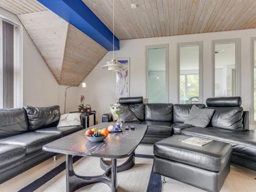 Holiday Home Tabithe - 2-2km from the sea by Interhome in เคียร์เกบี