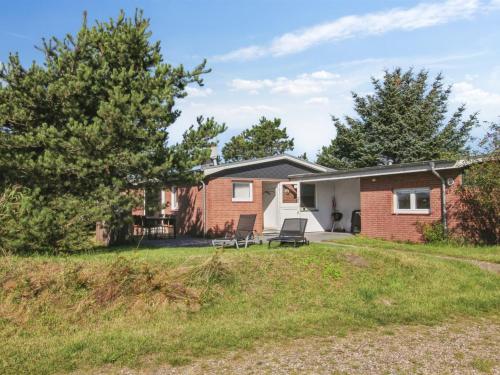  Holiday Home Nalin - 500m from the sea by Interhome in Lakolk