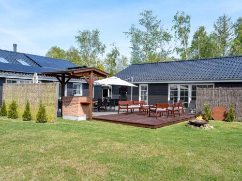 Holiday Home Ronia - 900m from the sea by Interhome in Vaeggerlose