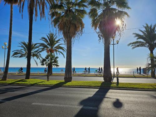Hotel Flots d'Azur Promenade des Anglais – Nice, CT