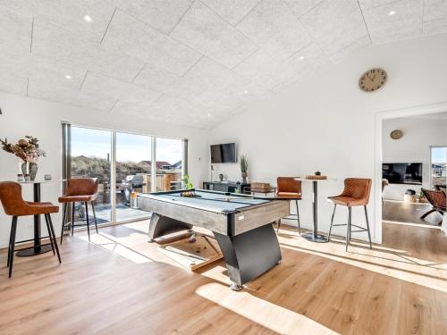  Holiday Home Waldar - from the sea by Interhome in Bjerregård