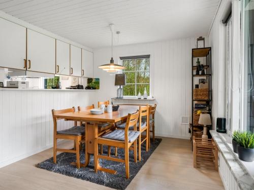 Holiday Home Jobst - 600m to the fjord by Interhome in Roslev