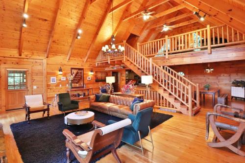 Hot Tub, Fire Pit, Views, Starlink Wi-fi in Jonathan Creek