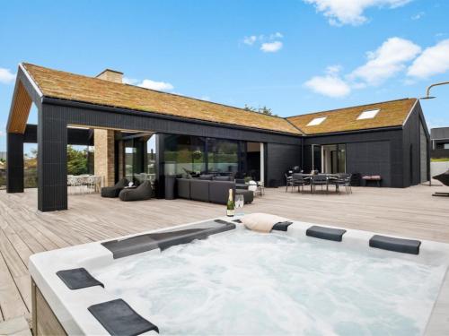  Holiday Home Ilja - 800m from the sea by Interhome, Unterkunft in Blokhus