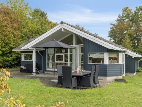  Holiday Home Thorke - 200m from the sea by Interhome in Nysted