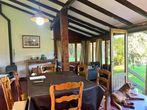 Iekārtas, Chalet Halali in Huerta Grande