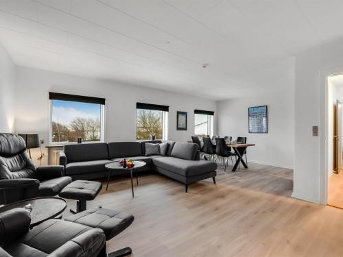 Apartment Fransisca - 5-5km from the sea by Interhome in Tim