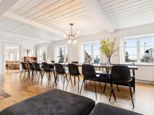 Holiday Home Sjard - 300m from the sea by Interhome in ไทย์น