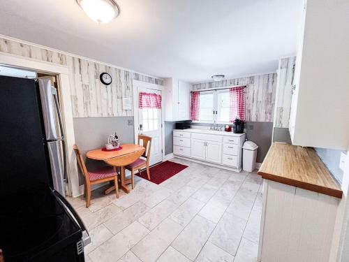. Walk to Golfcourse EnJoie House PetFriendly