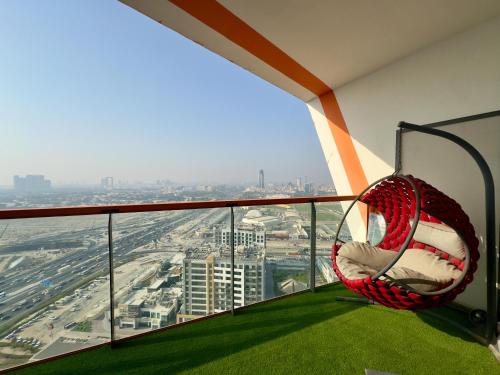 Dubai Skyline Near Downtown and Business Bay, Дубай (фото 4)