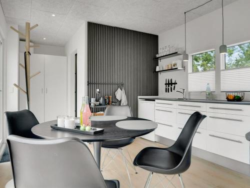 Holiday Home Konrad - 300m from the sea by Interhome in Hals