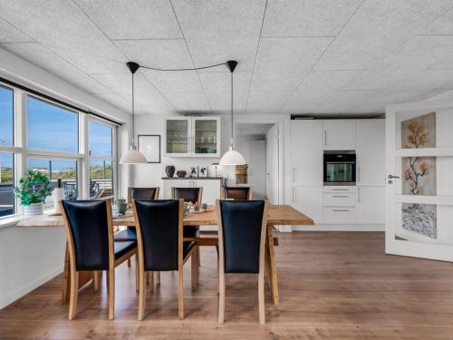 Holiday Home Ema - 500m from the sea by Interhome in Hvide Sande