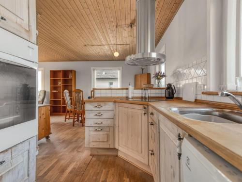 Holiday Home Blaguna - 900m from the sea by Interhome in Hirtshals városközpont
