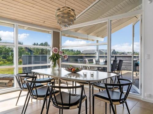Holiday Home Vaula - 800m from the sea by Interhome in Lokken