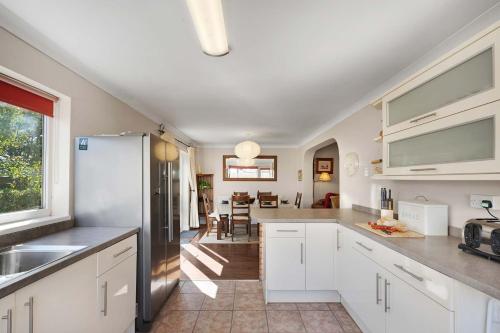 Seven Space - Applegarth House, 3 Bed Bungalow in Thorpe St Andrew North West