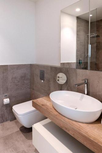 Bathroom, BERGAUF Two in Radovici