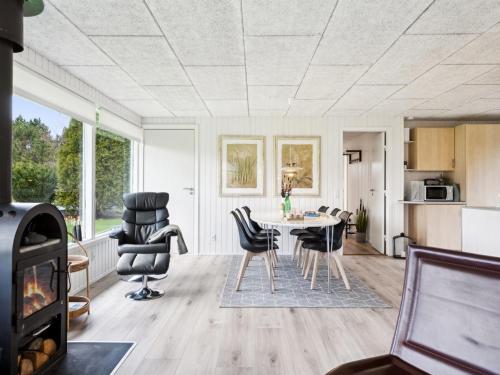 Holiday Home Marielouise - from the sea by Interhome in Hals