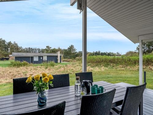Holiday Home Conny - 350m from the sea by Interhome in Lokken