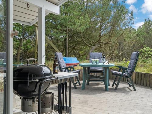 Holiday Home Jannick - 1-5km from the sea by Interhome in Oksby