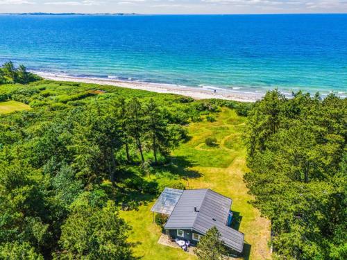 Holiday Home Marius - 30m from the sea by Interhome in Farevejle Kirkeby