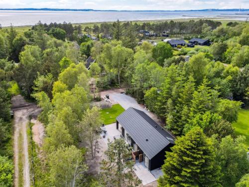 Holiday Home Laina - 250m from the sea by Interhome in Oer Strand