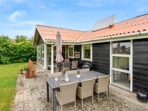 Holiday Home Tian - 400m to the fjord by Interhome in สกาเวน