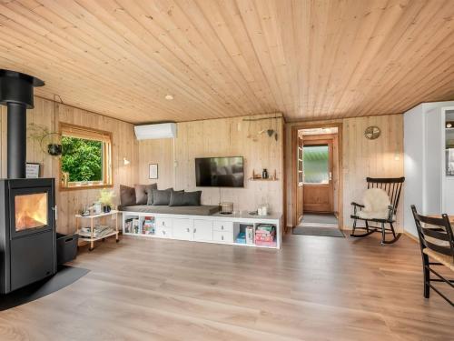 Holiday Home Tian - 400m to the fjord by Interhome in สกาเวน