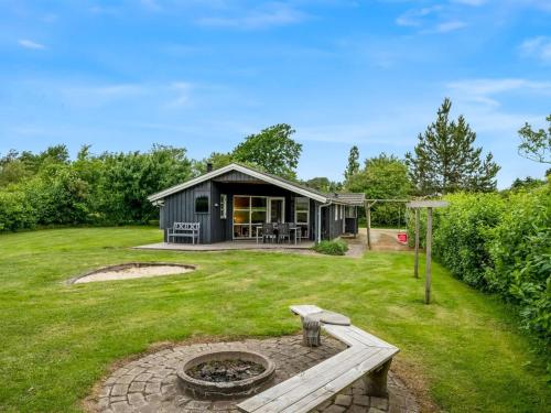 Holiday Home Åsa - 500m to the fjord by Interhome (Holiday Home Asa - 500m to the fjord by Interhome) in สกาเวน