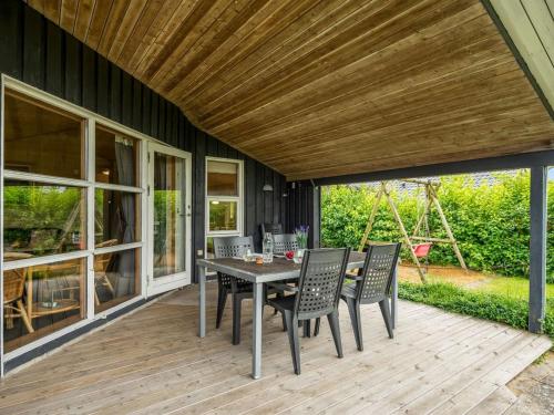 Holiday Home Åsa - 500m to the fjord by Interhome (Holiday Home Asa - 500m to the fjord by Interhome) in สกาเวน