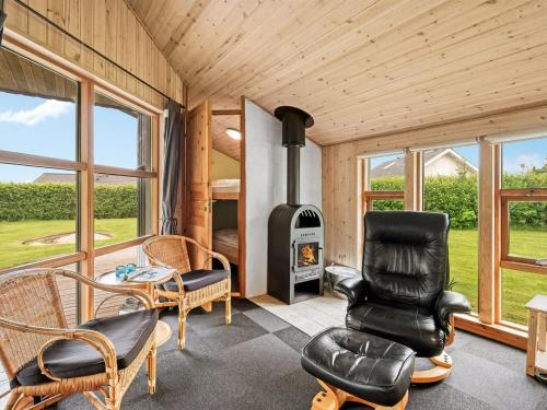 Holiday Home Åsa - 500m to the fjord by Interhome (Holiday Home Asa - 500m to the fjord by Interhome) in สกาเวน