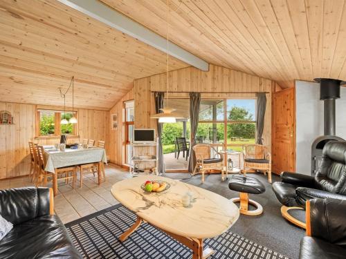 Holiday Home Åsa - 500m to the fjord by Interhome (Holiday Home Asa - 500m to the fjord by Interhome) in สกาเวน